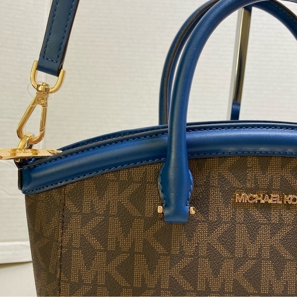 BNWT Michael Kors LG Yara Satchel w/ Crossbody Strap River Blue - Picture 9 of 10